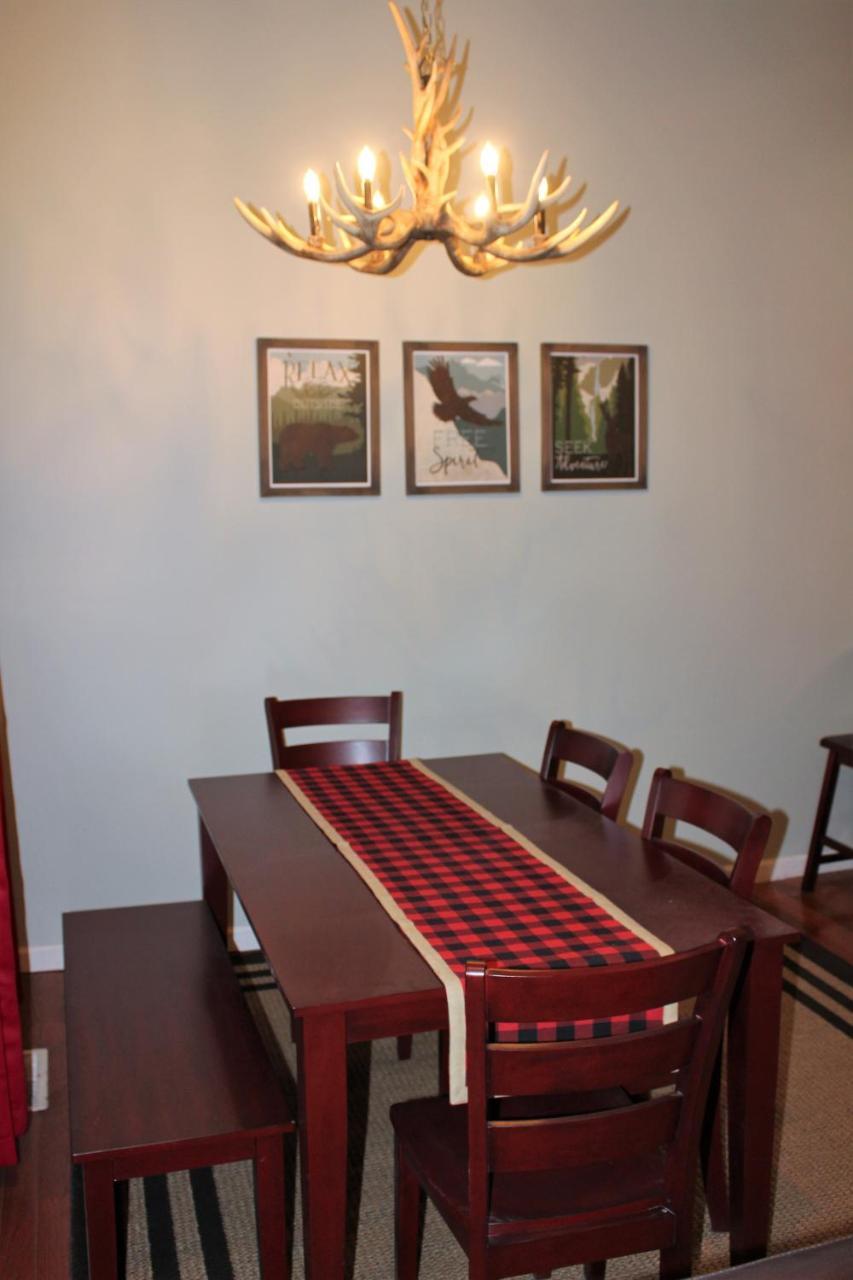 Spacious Downtown Condo Walking Distance To Downtown Gatlinburg Sleeps 6 Guests Zewnętrze zdjęcie
